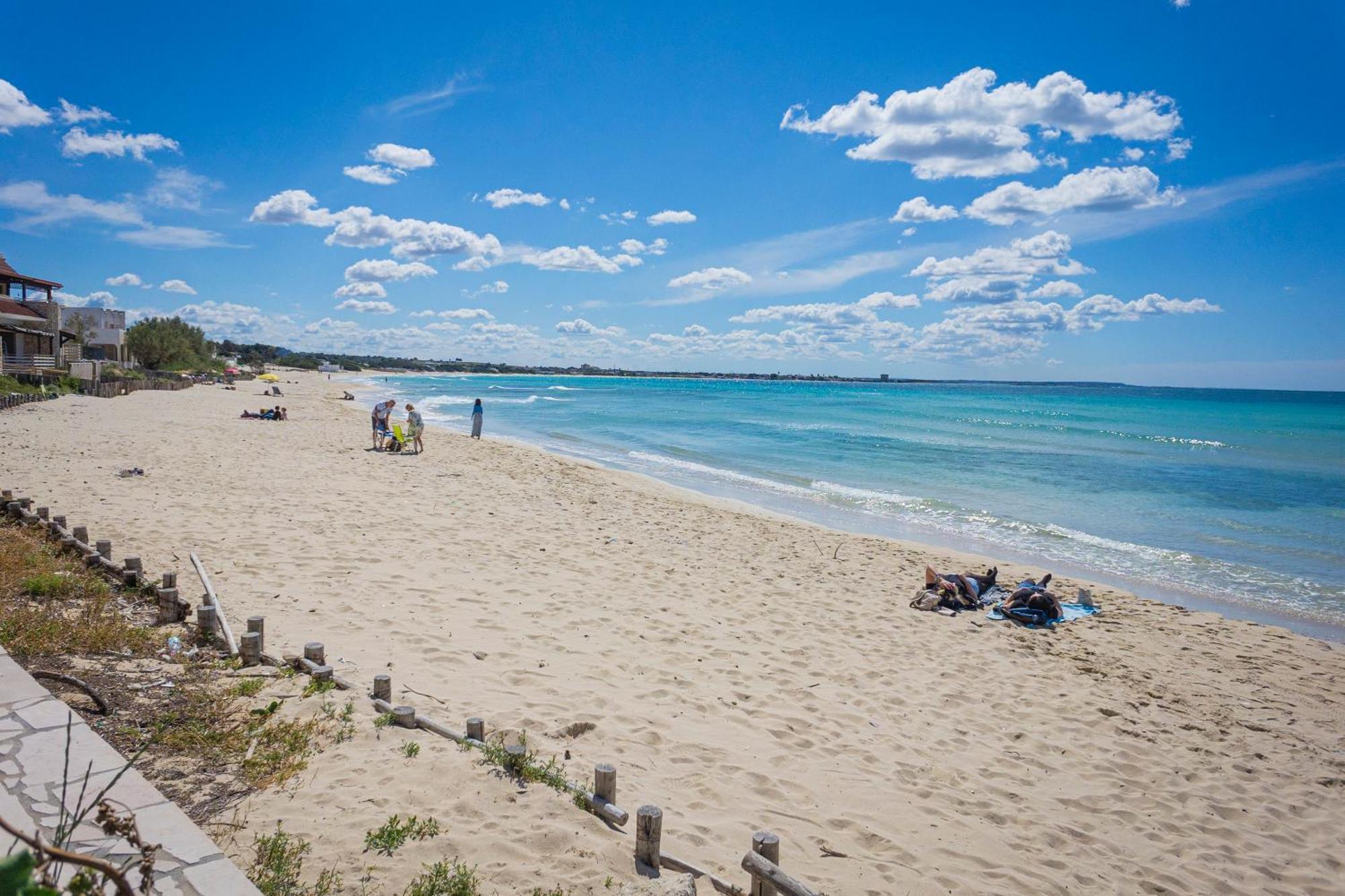Torre Lapillo Apartment Sea View - Happy Rentals Порто-Чезарео Екстер'єр фото